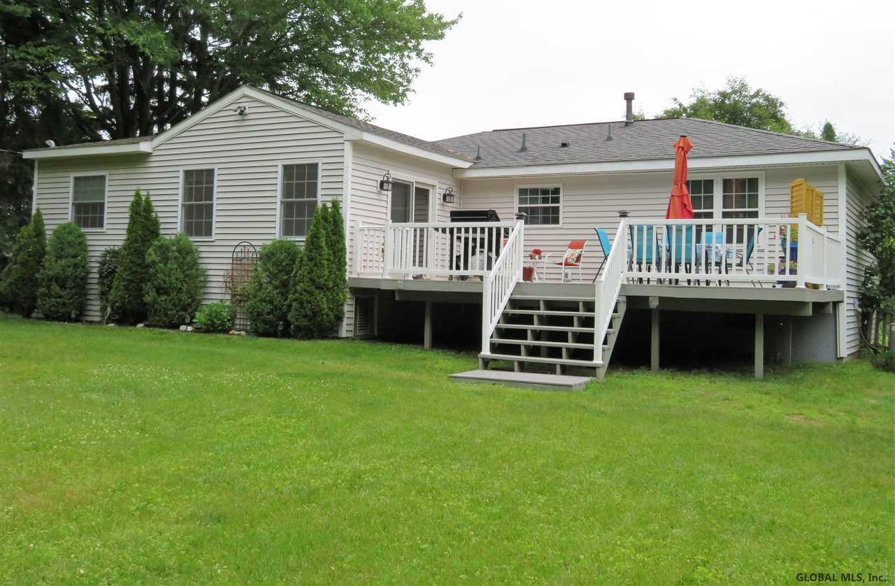 26 Aspen Road Colonie, NY 12110 - Photo 2 of 32 Photo 2