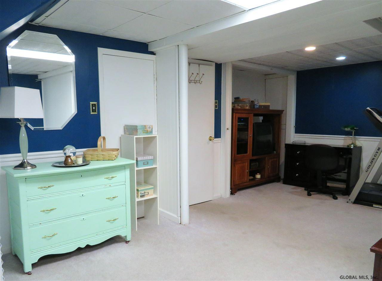 26 Aspen Road Colonie, NY 12110 - Photo 26 of 32 Photo 26