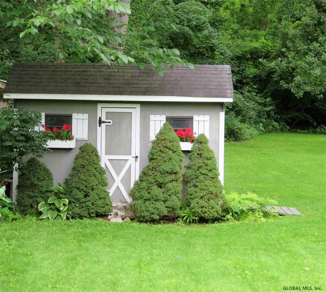 26 Aspen Road Colonie, NY 12110 - Photo 30 of 32 Photo 30