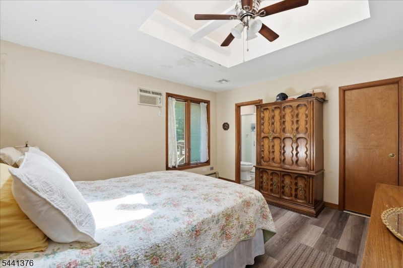 1352 Crim Road Bridgewater, NJ 08807 - Photo 18 of 34