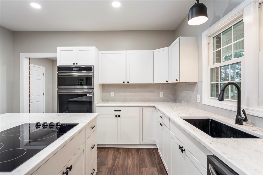 110 Hatcher Road Townville, SC 29689 - Photo 19 of 48 kitchen