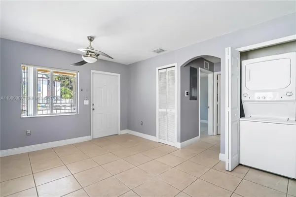 $2,390 | 760 Northwest 80th Street, Unit 760, Miami, FL 33150