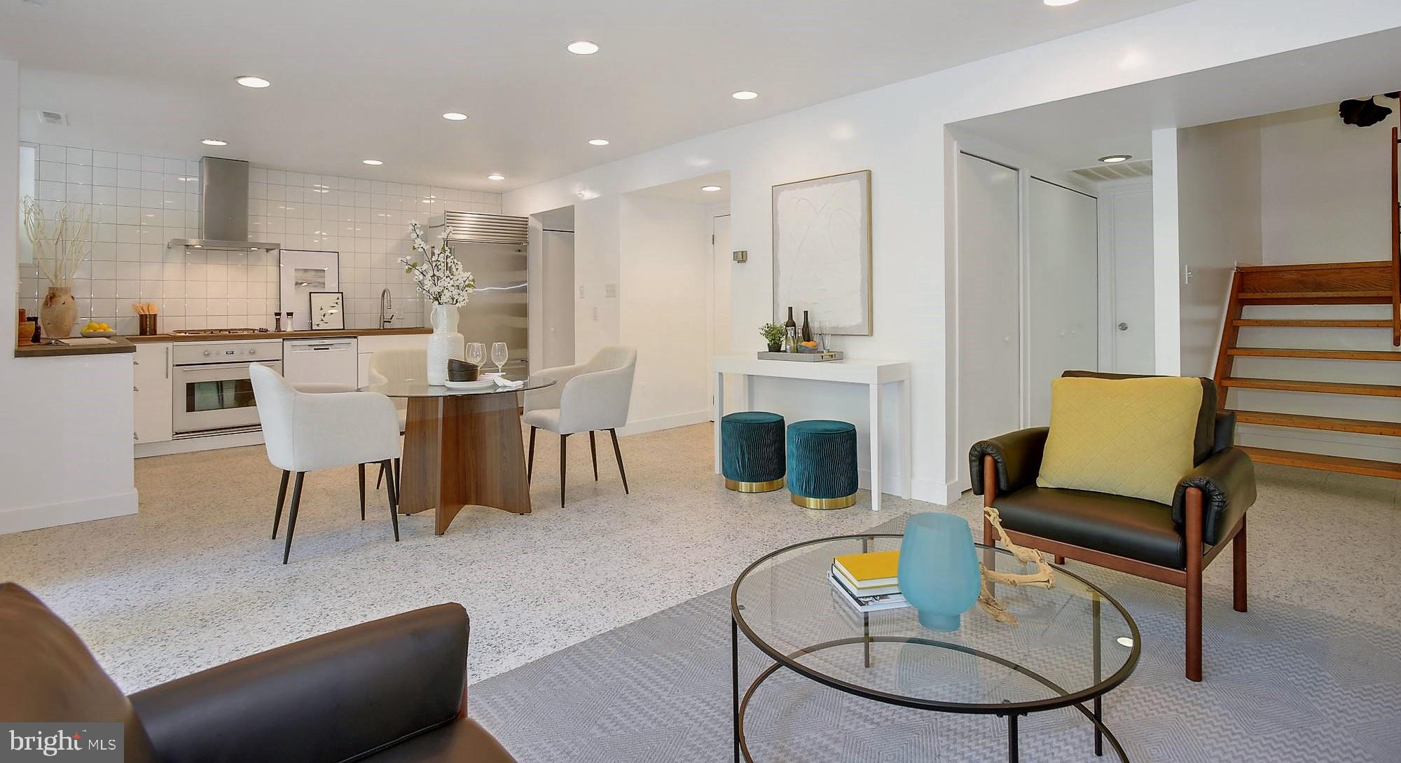 11544 Hickory Cluster Reston, VA 20190 - Photo 16 of 34 Gourment Kitchen Family Room (5th View)