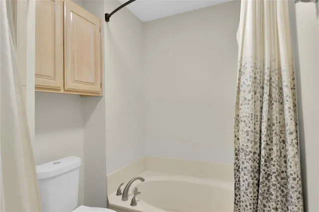 $2,300 | 2416 Garden Park Court, Arlington, TX 76013