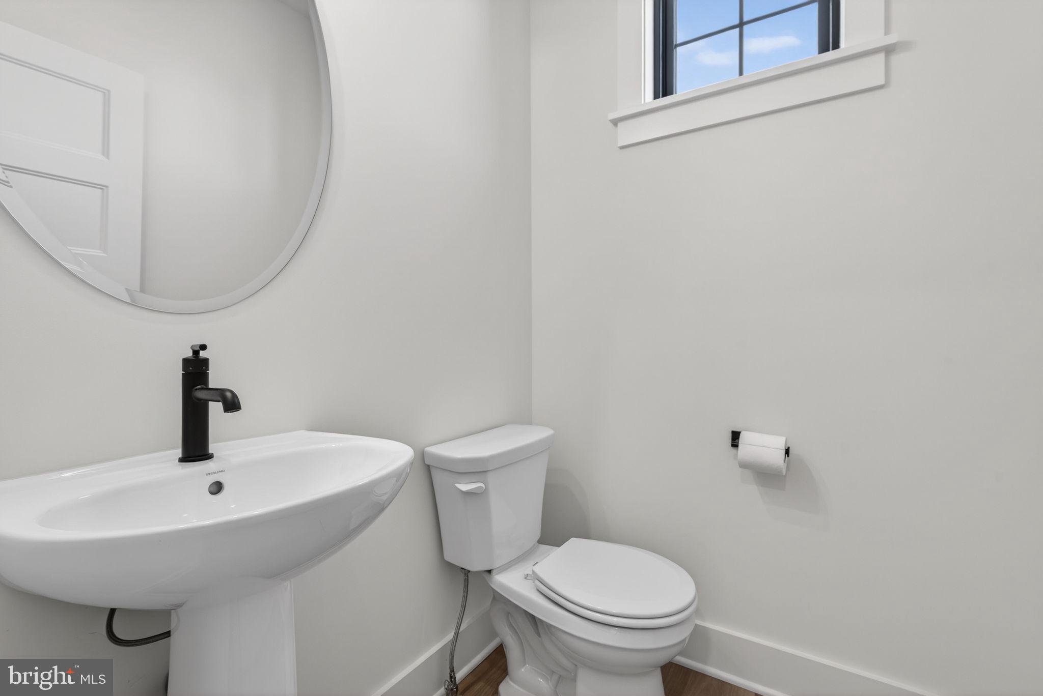 407 Cannon Way Lebanon, PA 17042 - Photo 8 of 53