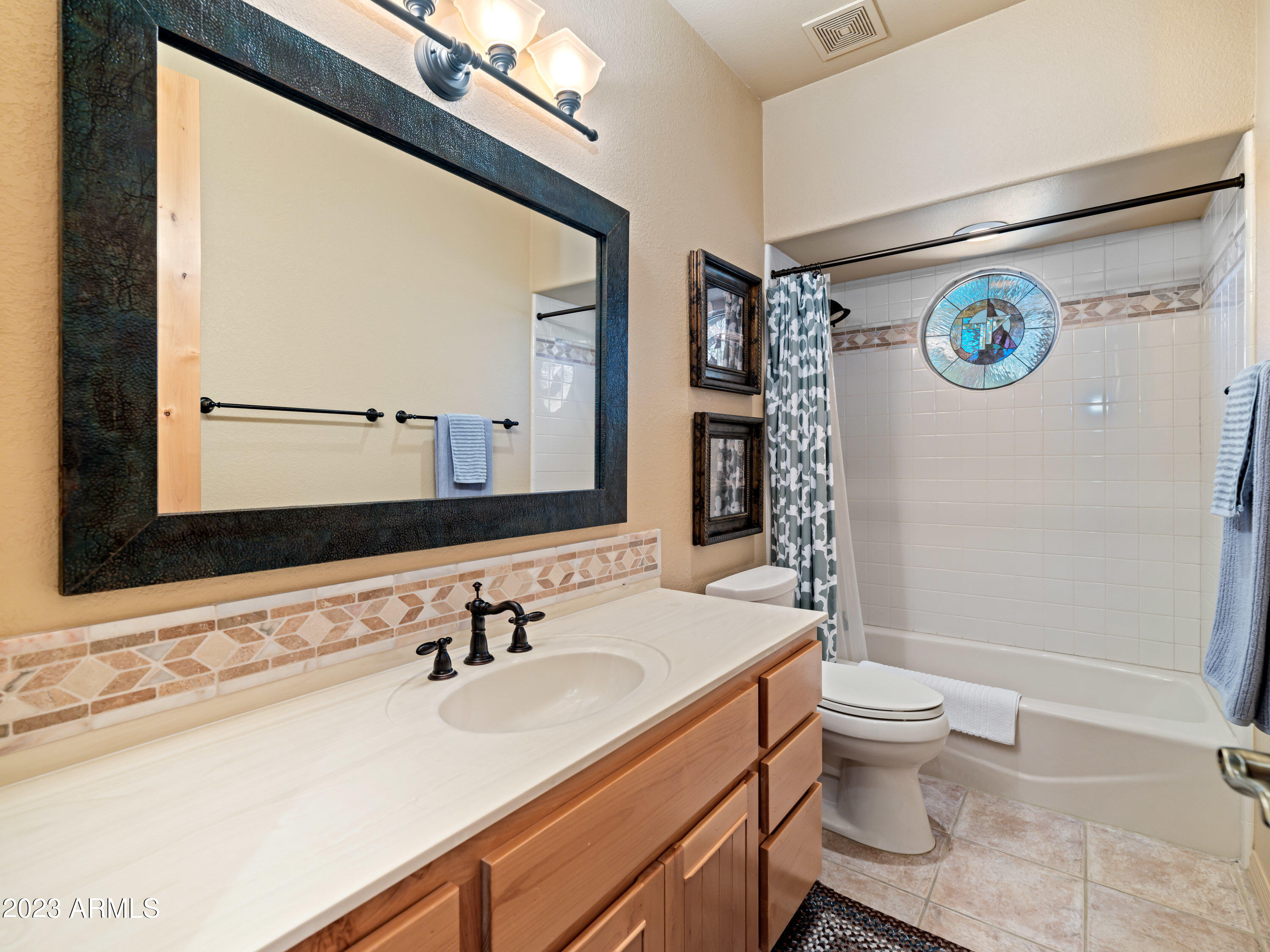 18424 Cobre Way Rio Verde, AZ 85263 - Photo 25 of 40 Guest suite bathroom