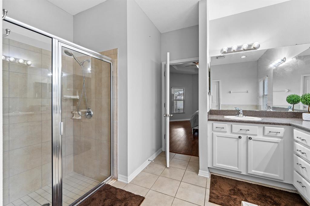 6751 Boulder Run Loop Wesley Chapel, FL 33545 - Photo 23 of 37