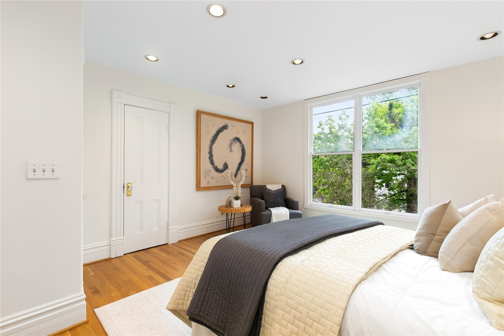 2202 East John Street Seattle, WA 98112 - Photo 22 of 34
