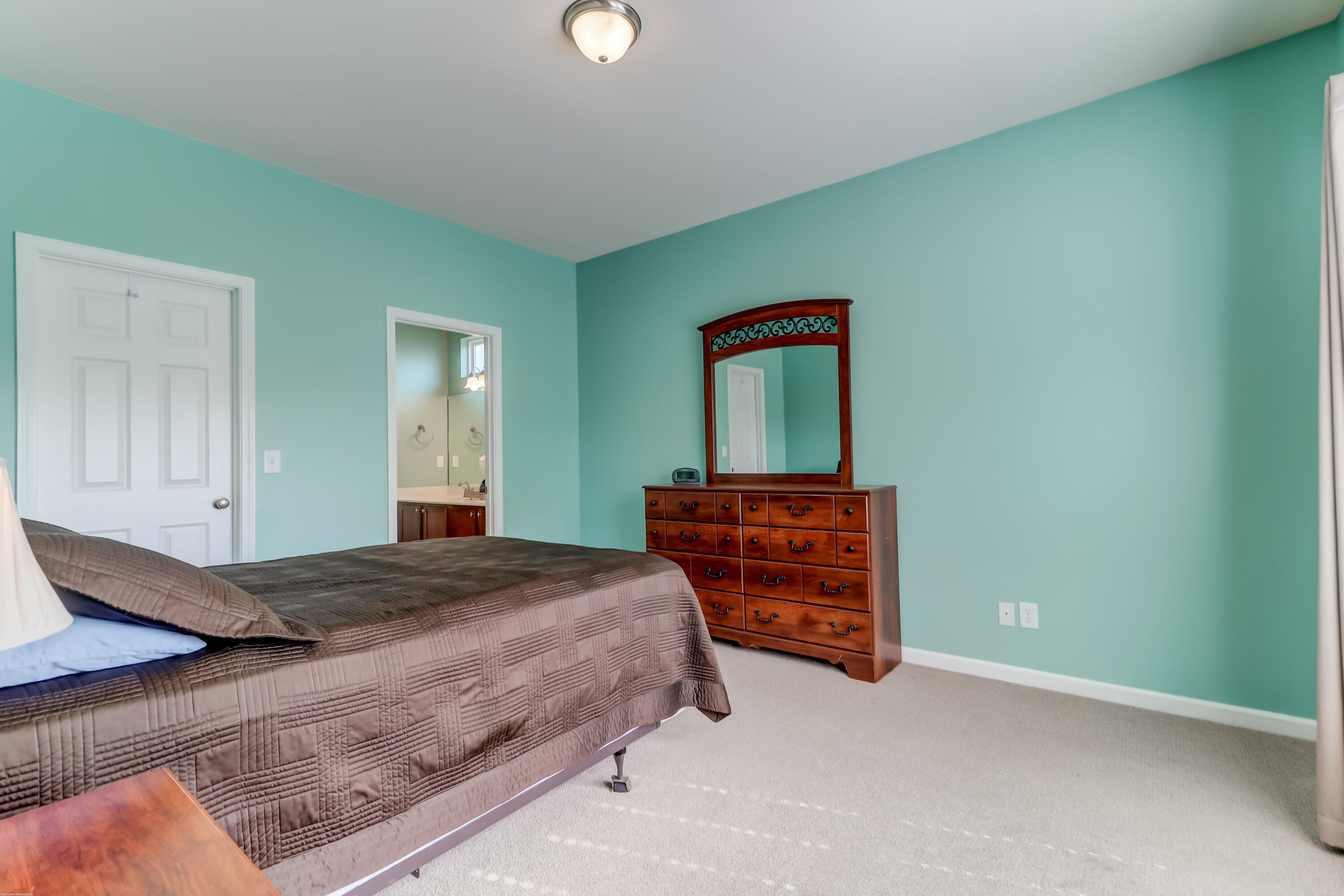 246 Meadow Wood Road Summerville, SC 29486 - Photo 20 of 35 246 Meadowwood (38)