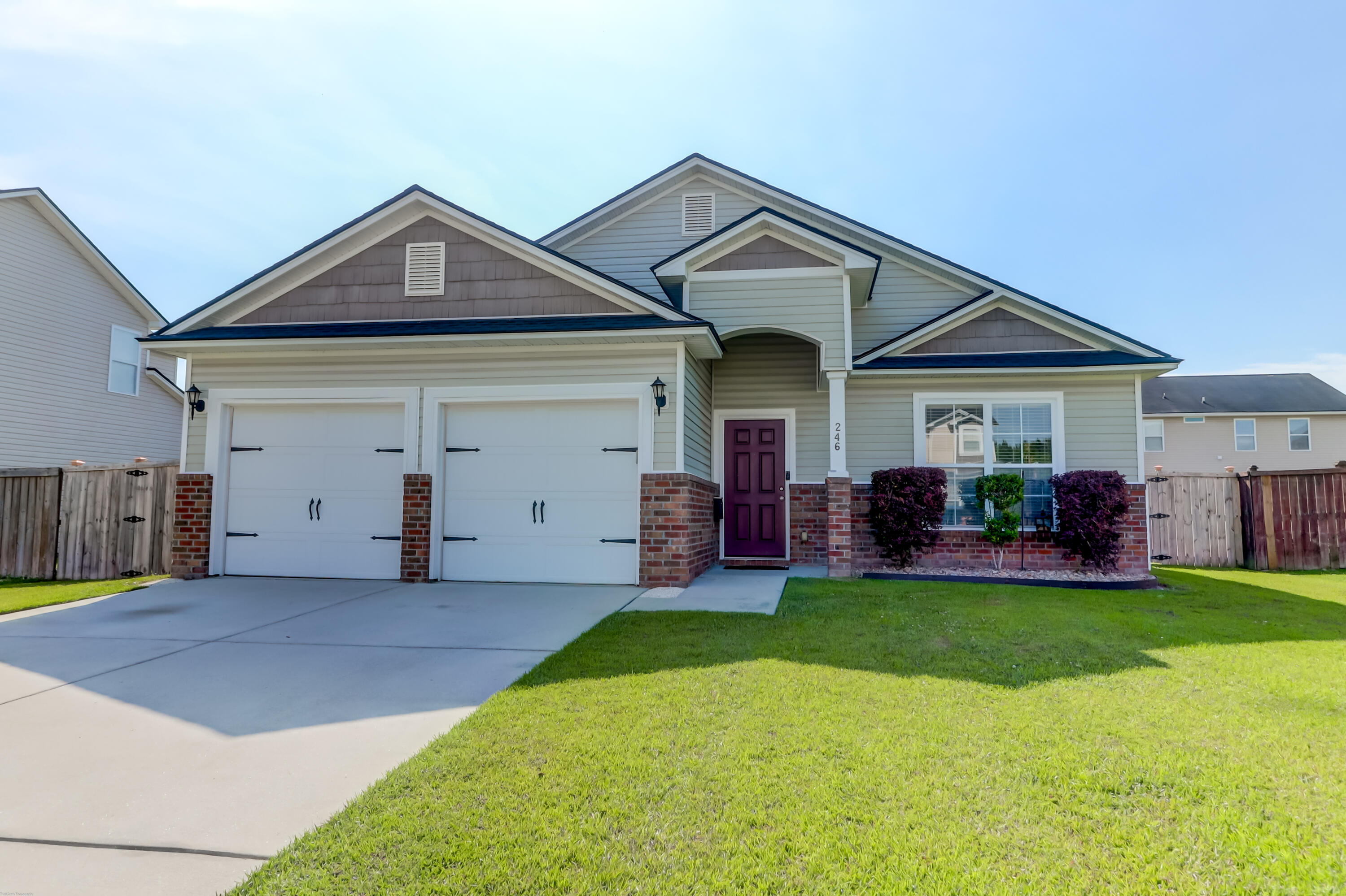 246 Meadowwood (50)