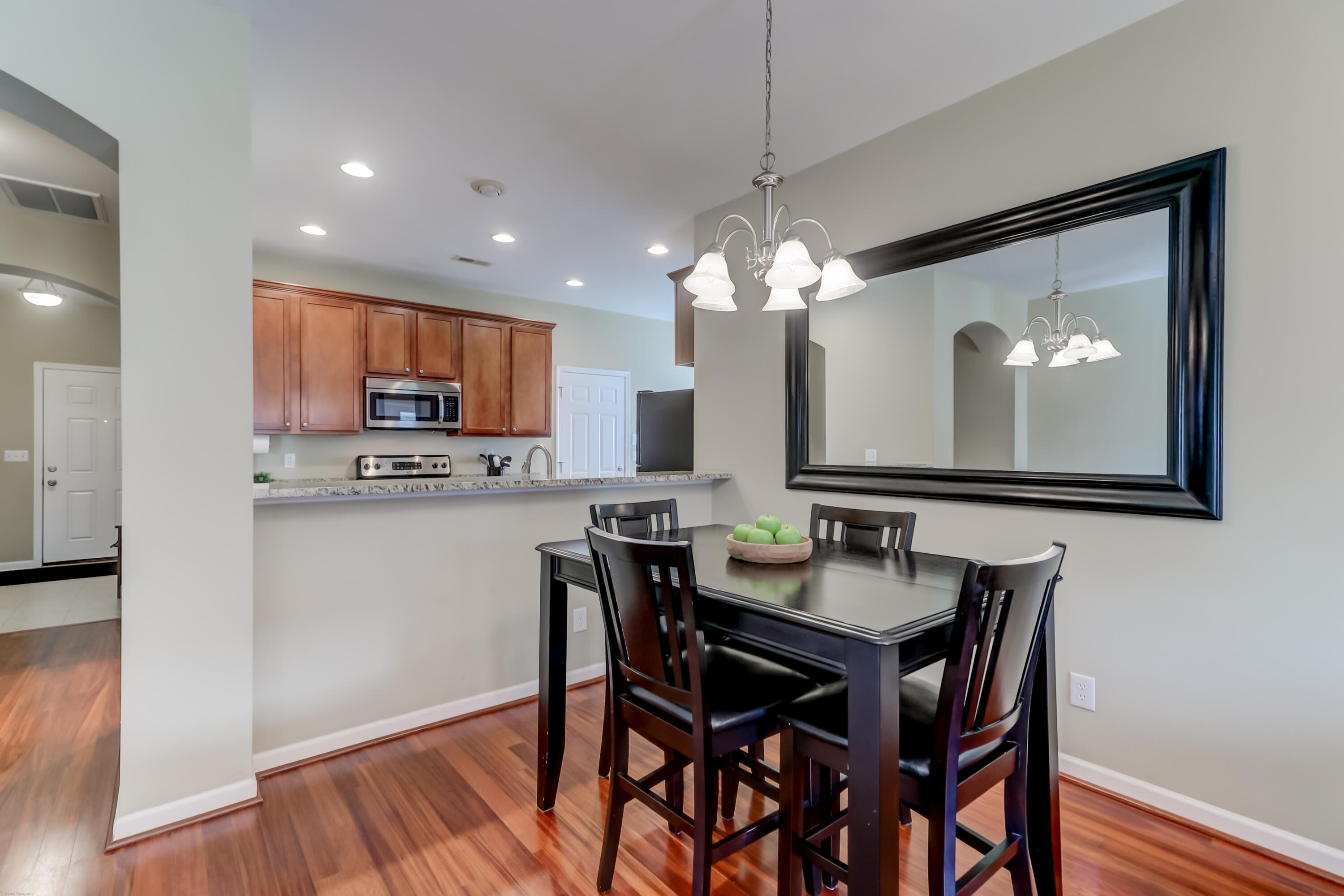 246 Meadow Wood Road Summerville, SC 29486 - Photo 10 of 35 246 Meadowwood (17)