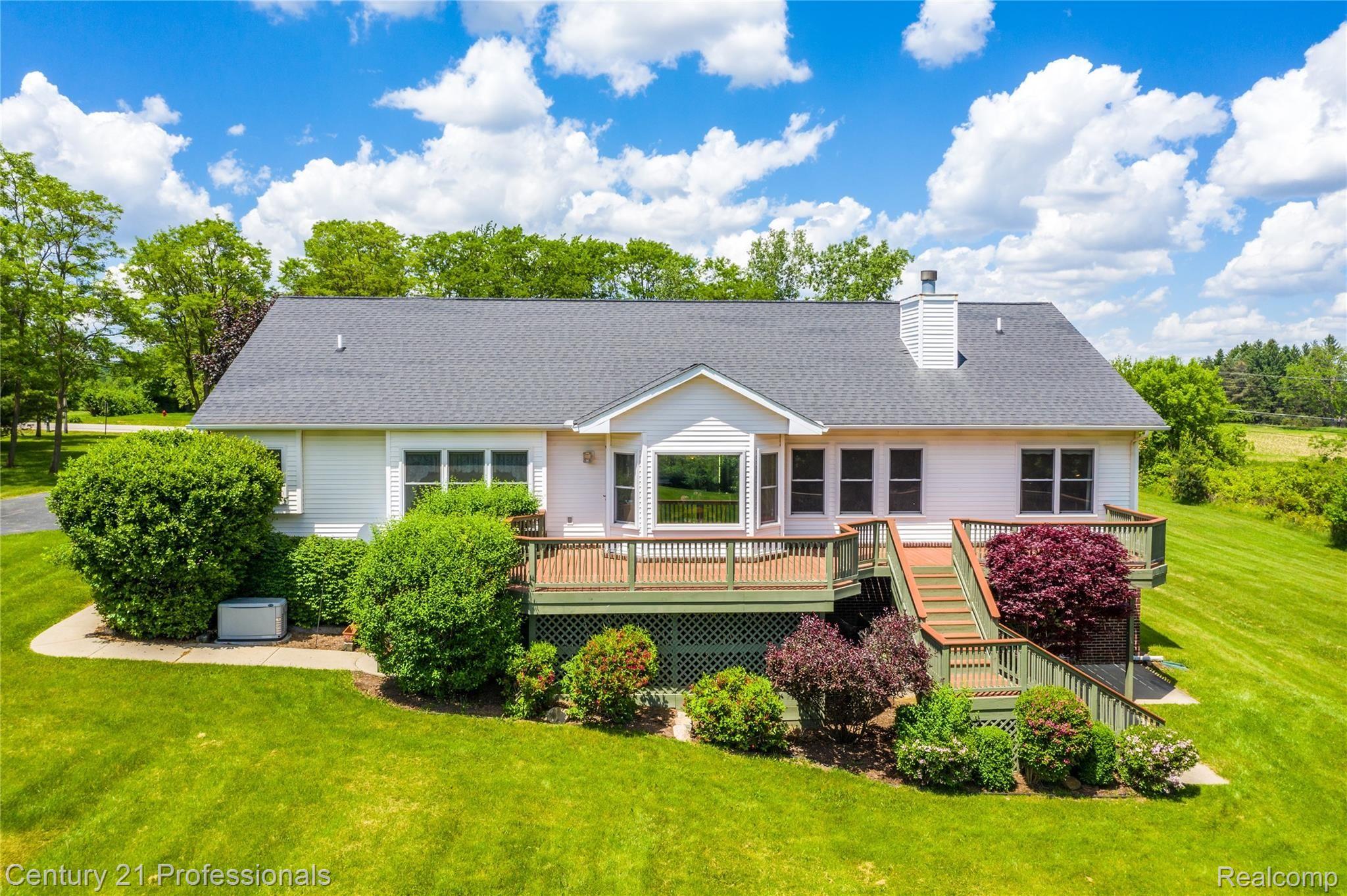 5804 Dryden Road Dryden, MI 48428 - Photo 47 of 59 Exteriors 8.jpg