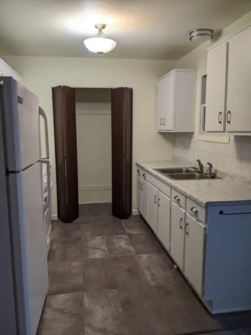 $1,400 | 423 Grand Boulevard, Unit 423, Wauconda, IL 60084