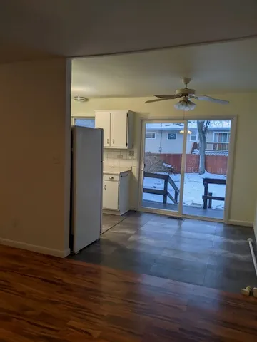 $1,400 | 423 Grand Boulevard, Unit 423, Wauconda, IL 60084