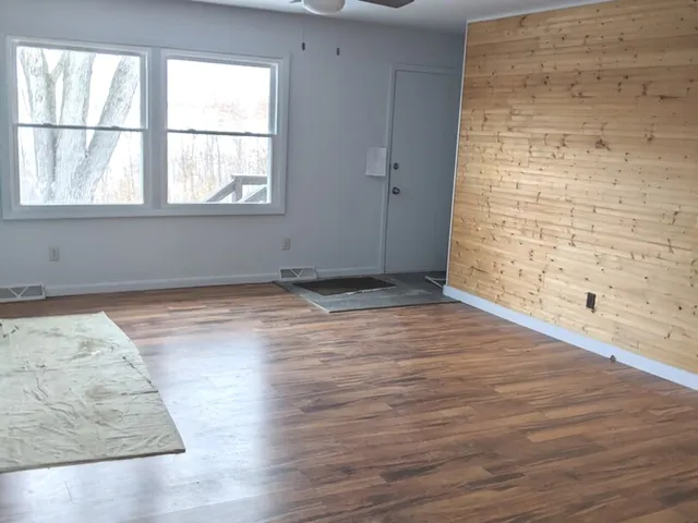 $1,400 | 423 Grand Boulevard, Unit 423, Wauconda, IL 60084