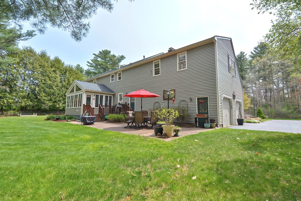 27 Birch Tree Road Foxboro, MA 02035 - Photo 2 of 42 Gallery Image 2