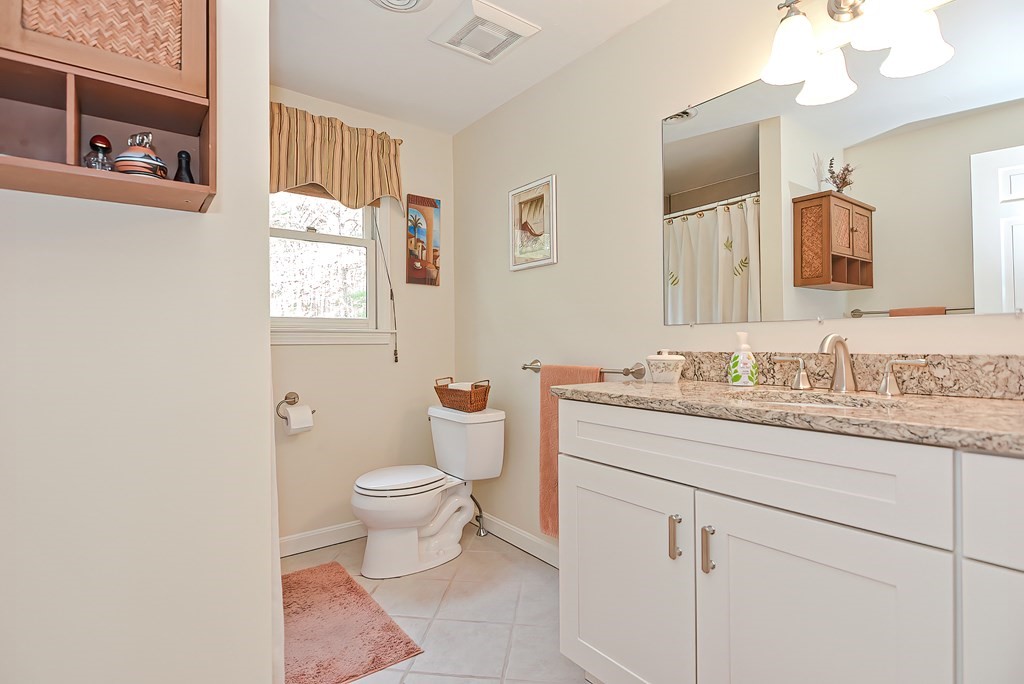 27 Birch Tree Road Foxboro, MA 02035 - Photo 21 of 42 Gallery Image 21