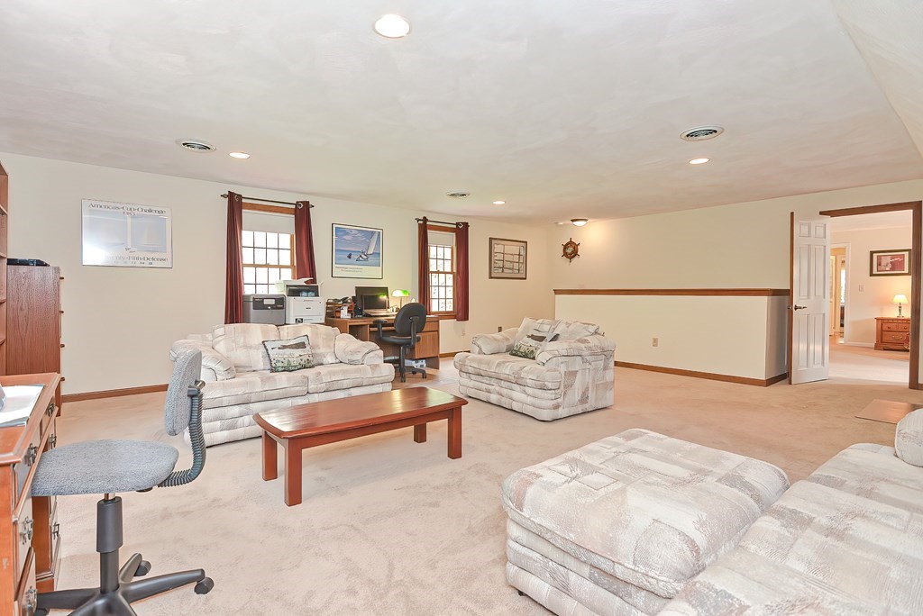 27 Birch Tree Road Foxboro, MA 02035 - Photo 28 of 42 Gallery Image 28