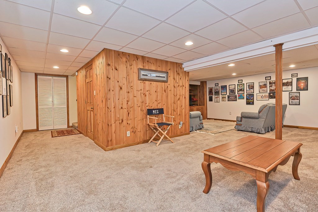 27 Birch Tree Road Foxboro, MA 02035 - Photo 33 of 42 Gallery Image 33