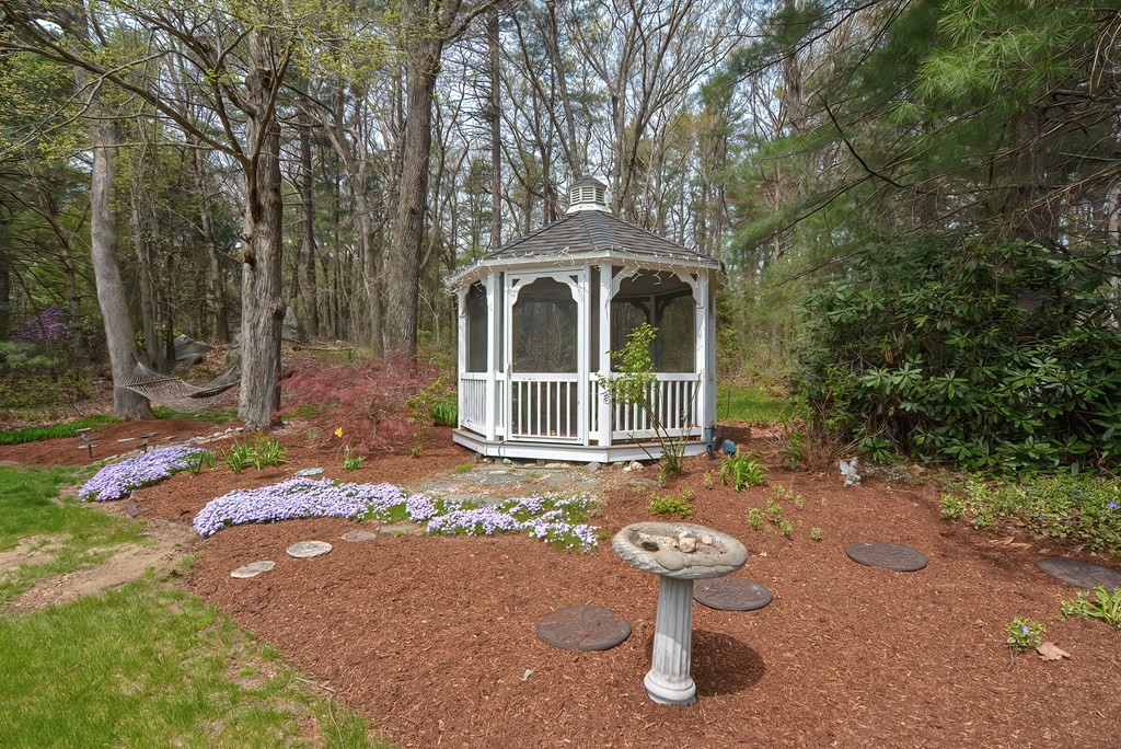 27 Birch Tree Road Foxboro, MA 02035 - Photo 39 of 42 Gallery Image 39