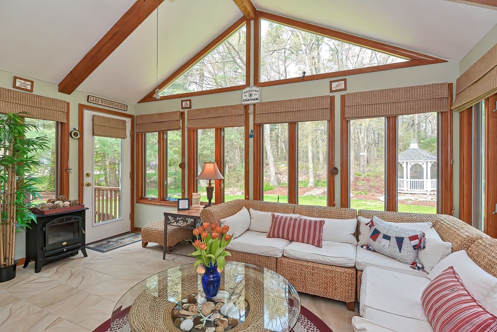 27 Birch Tree Road Foxboro, MA 02035 - Photo 8 of 42 Gallery Image 8
