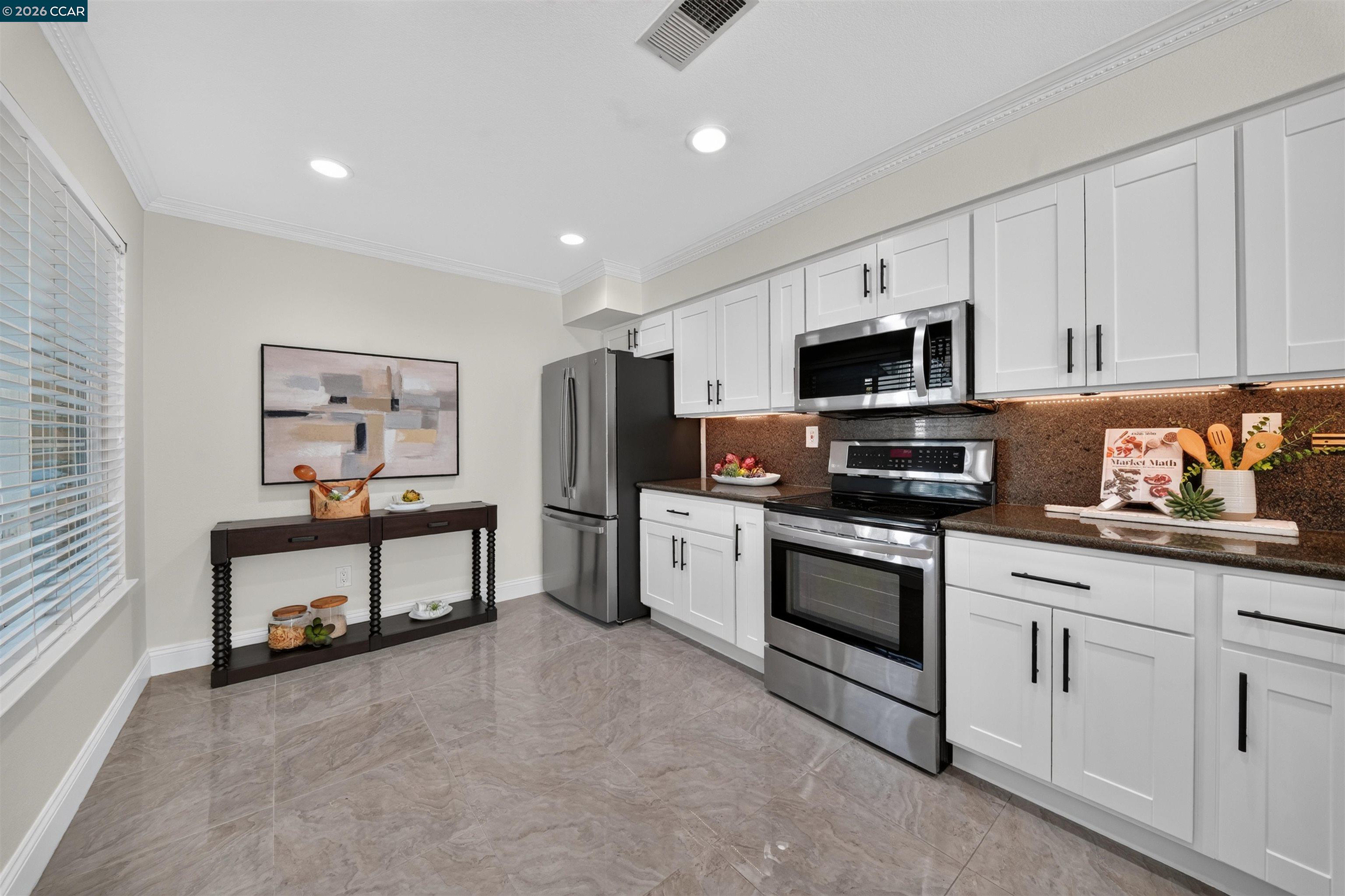 807 Destiny Lane San Ramon, CA 94583 - Photo 8 of 31 Gallery Image 8