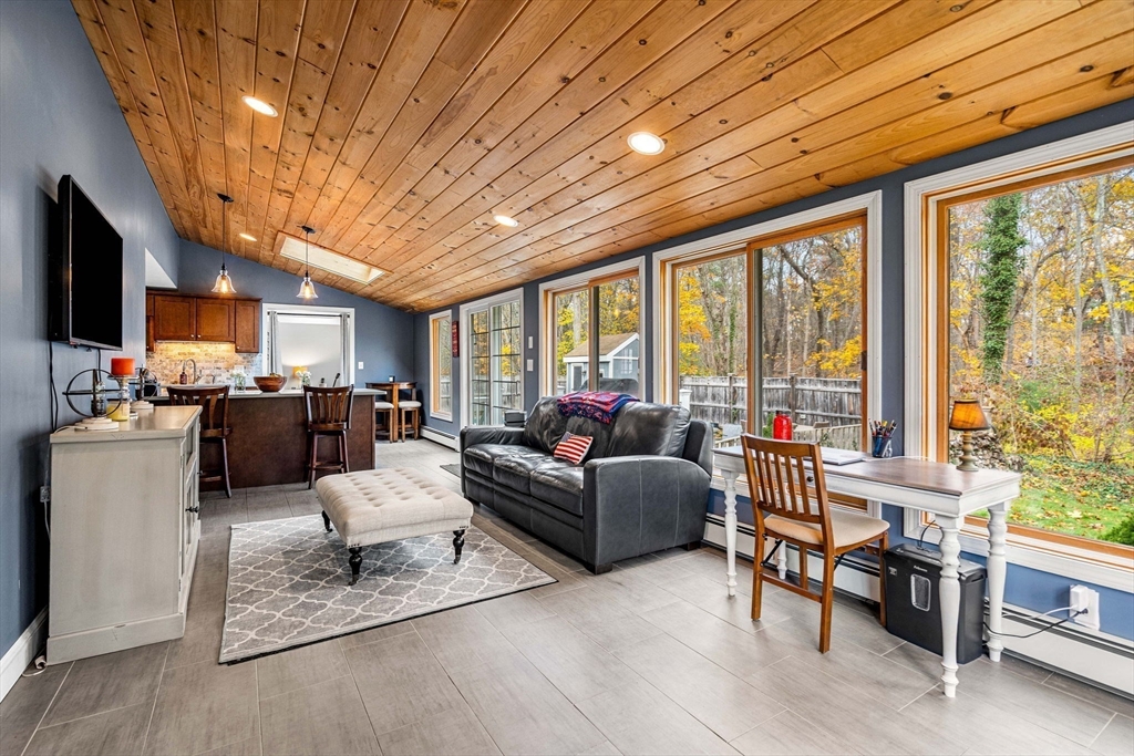 4 Puritan Road Wenham, MA 01984 - Photo 15 of 41