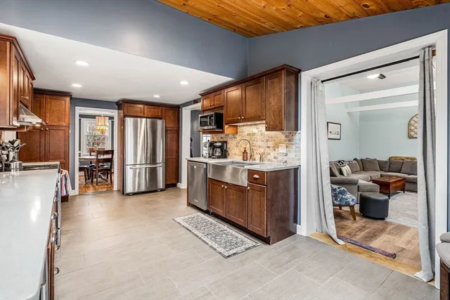 $899,000 | 4 Puritan Road, Wenham, MA 01984