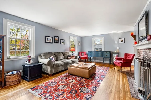 $850,000 | 4 Puritan Road, Wenham, MA 01984