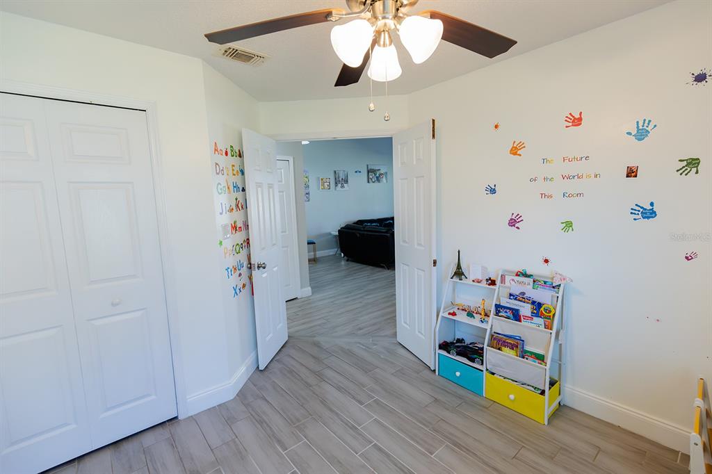 14000 Annhurst Court Orlando, FL 32826 - Photo 10 of 30