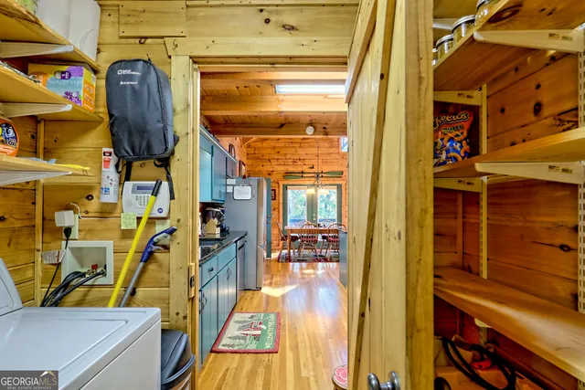 $850,000 | 620 Falling Creek Trail, Clayton, GA 30525