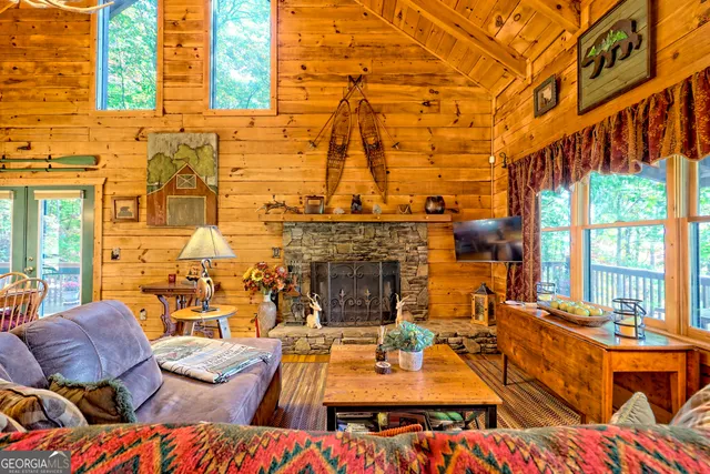 $850,000 | 620 Falling Creek Trail, Clayton, GA 30525