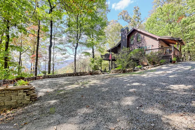 $850,000 | 620 Falling Creek Trail, Clayton, GA 30525