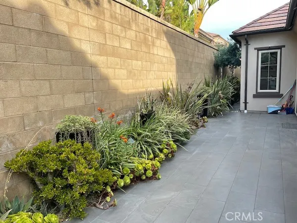 $2,350,000 | 61 Bloomington, Irvine, CA 92620