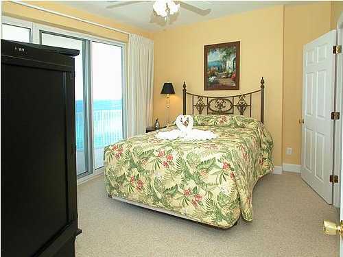 17545 Front Beach Road, Unit 1701 Panama City Beach, FL 32413 - Photo 3 of 8 Gallery Image 3