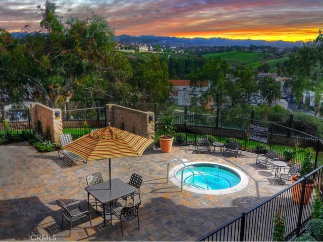 $687,000 | 60 Corniche Drive, Unit E, Dana Point, CA 92629