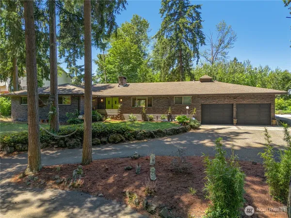 $899,900 | 29003 55th Avenue South, Auburn, WA 98001