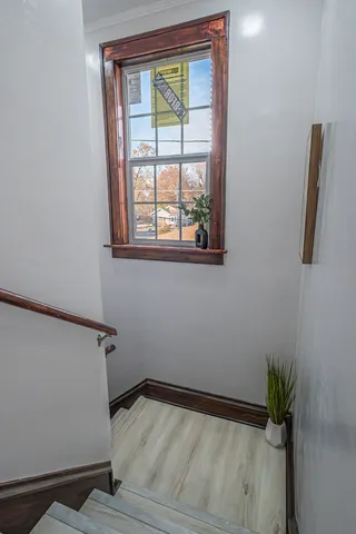 $220,000 | 504 Kreitzer Avenue, Bloomington, IL 61701