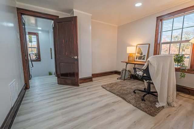 $220,000 | 504 Kreitzer Avenue, Bloomington, IL 61701