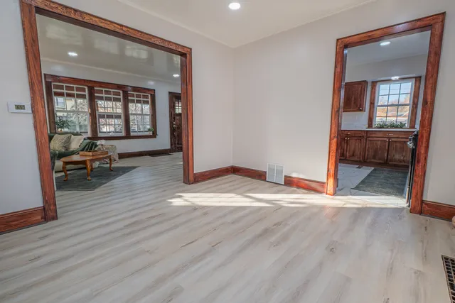 $220,000 | 504 Kreitzer Avenue, Bloomington, IL 61701