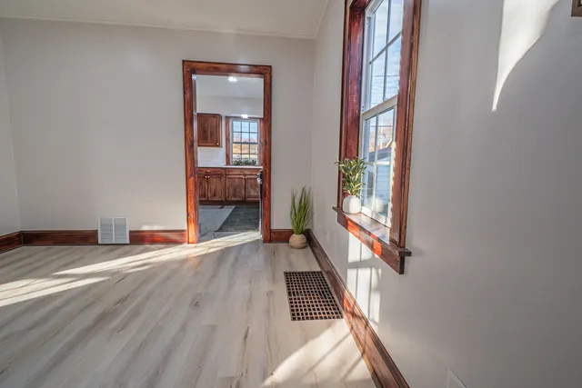 $220,000 | 504 Kreitzer Avenue, Bloomington, IL 61701