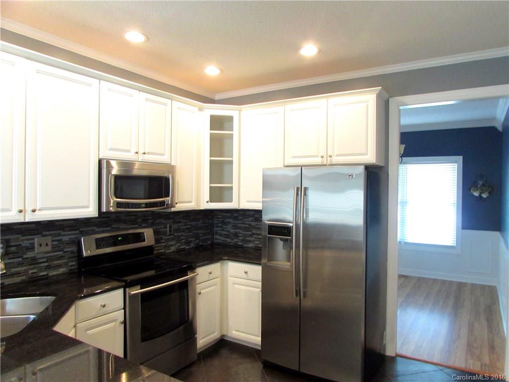 152 Pheasant Ridge Circle York, SC 29745 - Photo 5 of 24 Gallery Image 5