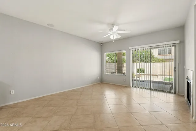 $2,350 | 4052 East Cullumber Street, Gilbert, AZ 85234