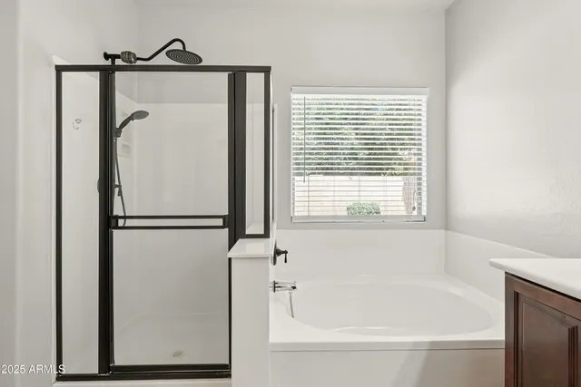 $2,350 | 4052 East Cullumber Street, Gilbert, AZ 85234