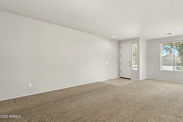 $2,350 | 4052 East Cullumber Street, Gilbert, AZ 85234