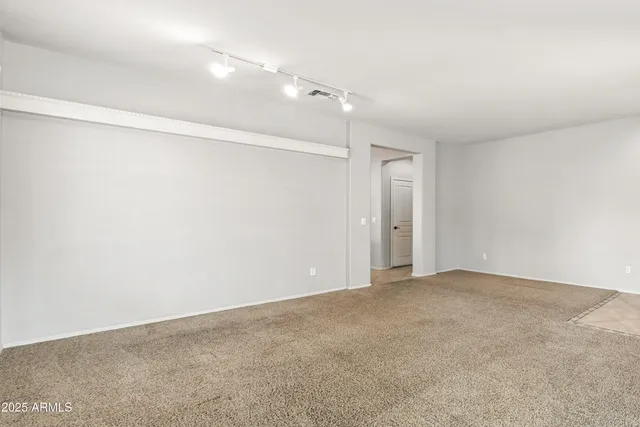 $2,350 | 4052 East Cullumber Street, Gilbert, AZ 85234