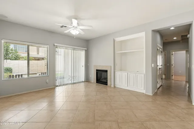 $2,350 | 4052 East Cullumber Street, Gilbert, AZ 85234