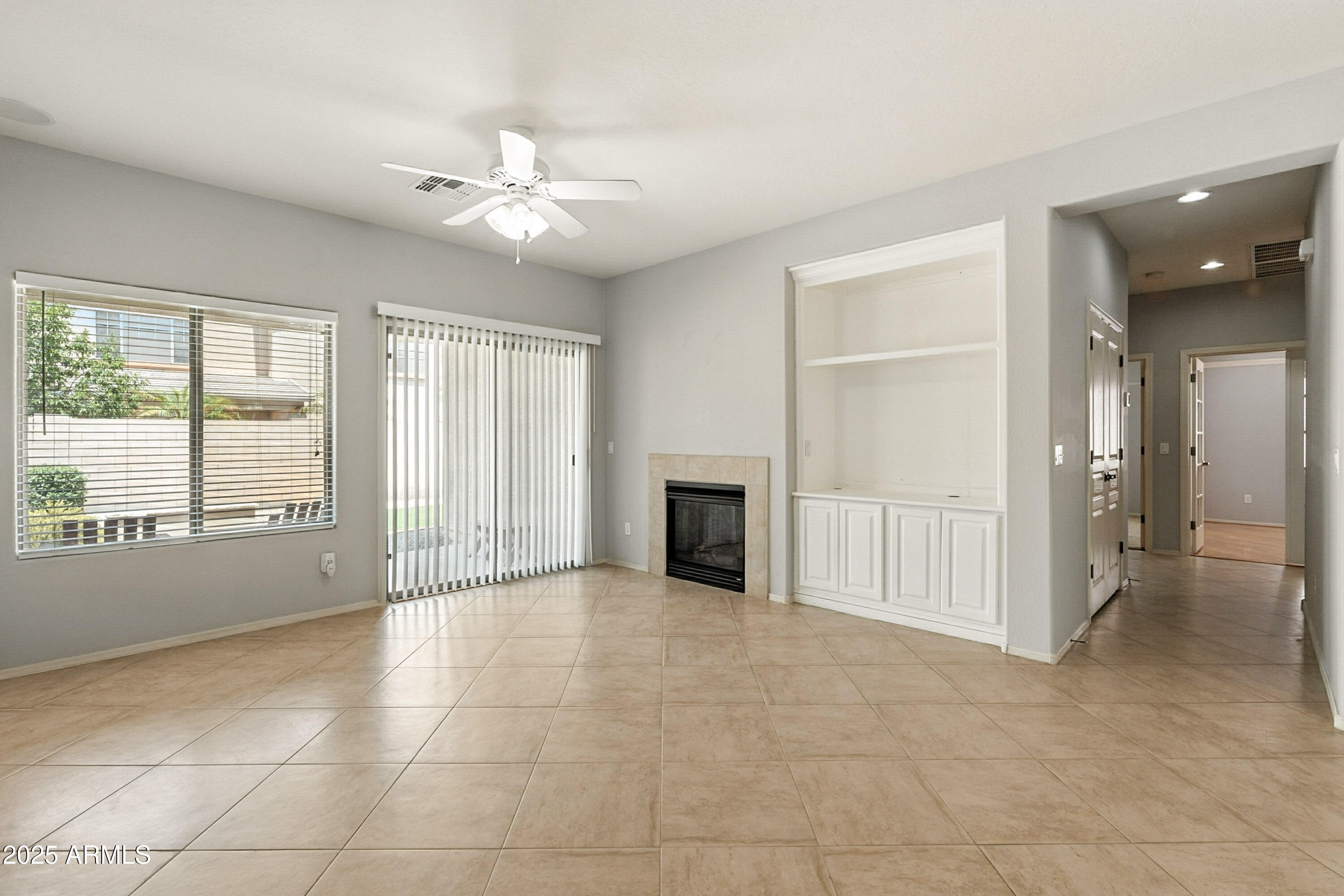 4052 East Cullumber Street Gilbert, AZ 85234 - Photo 7 of 33 9-print-Cullumber-9