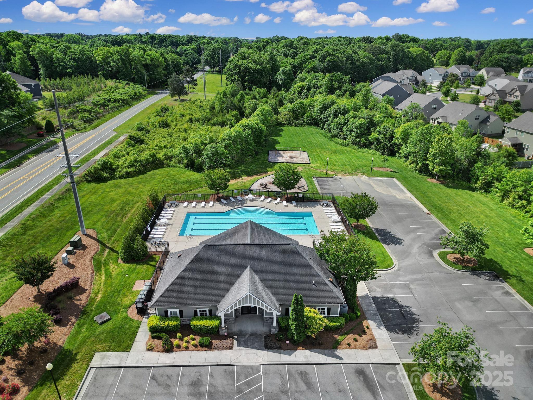 2015 Knocktree Drive Indian Trail, NC 28079 - Photo 43 of 45 an aerial view of a house with a yard