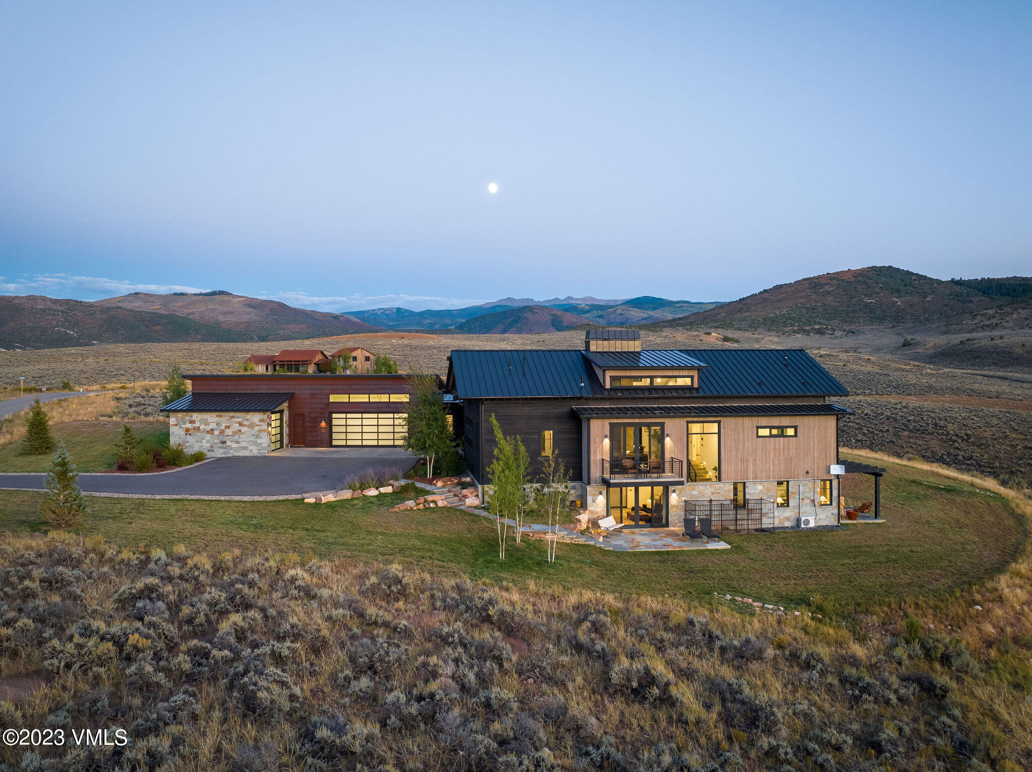 1658 East Haystacker Dr  